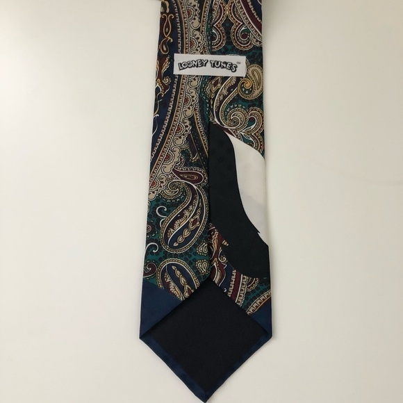 𝅺Vintage Looney Tunes Bugs Bunny Casablanca “Carrotblanca” Classic Paisley Tie - Picture 5 of 9
